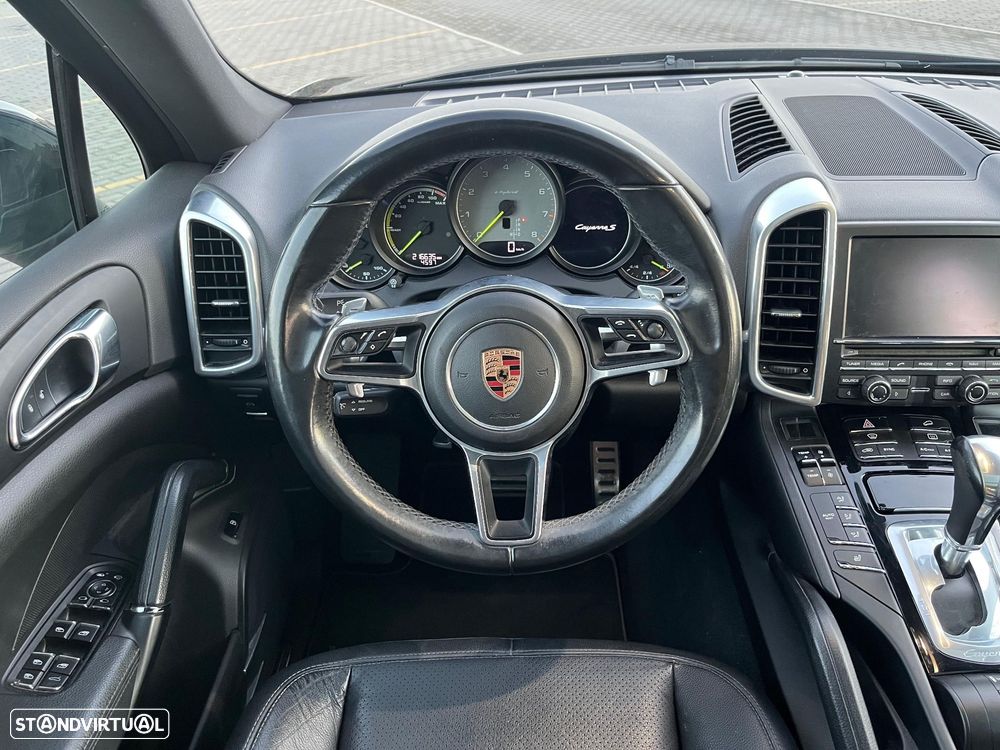 Porsche Cayenne S E-Hybrid - 16