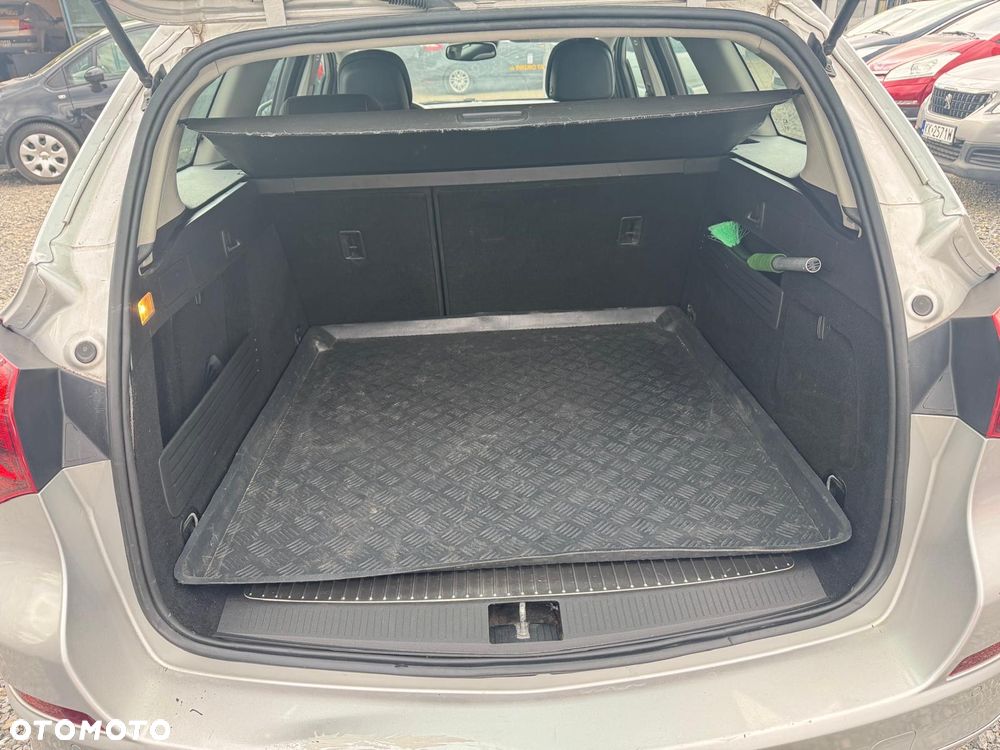 Opel Astra 1.4 T Enjoy - 24