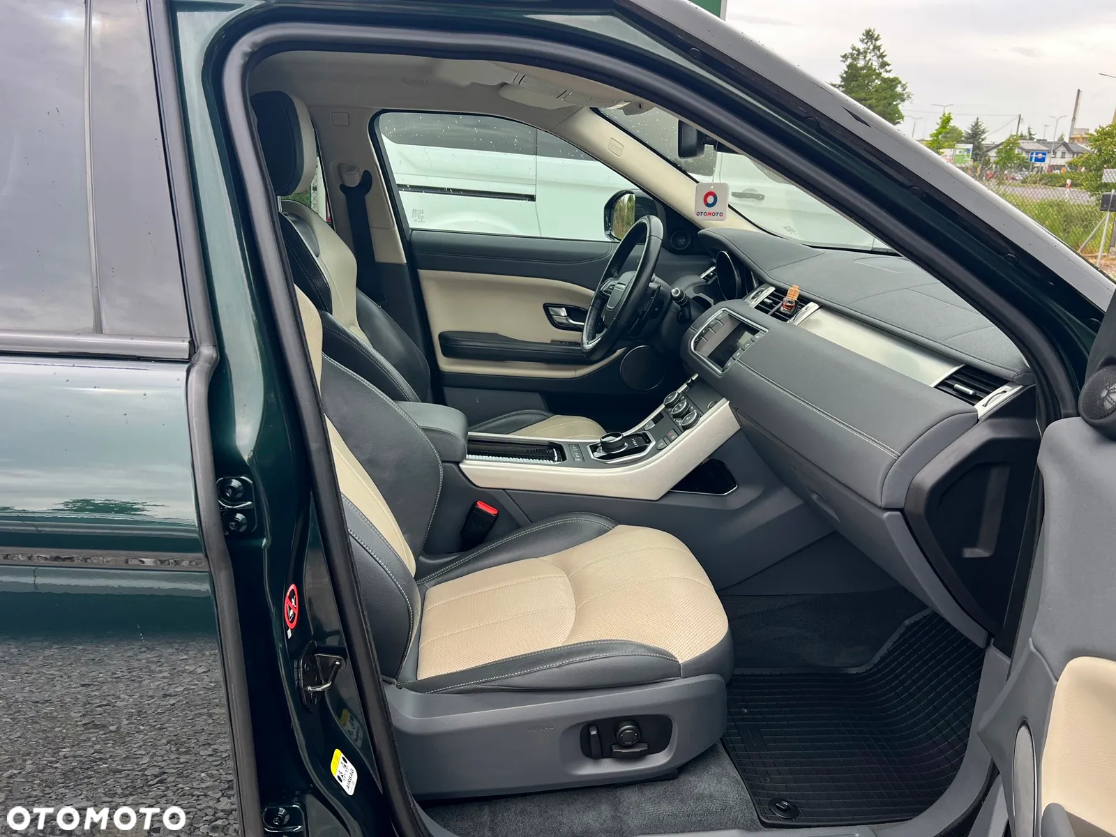 Land Rover Range Rover Evoque - 18