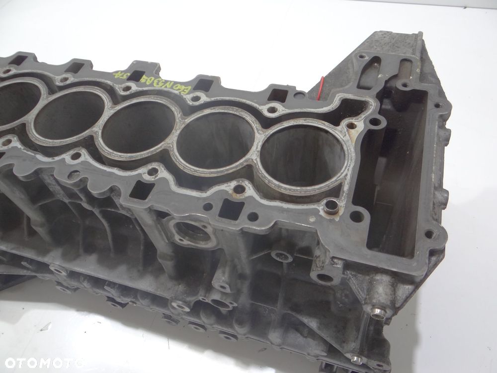 BLOK SILNIKA BMW E60 N53B25A OE 7558325 - 2