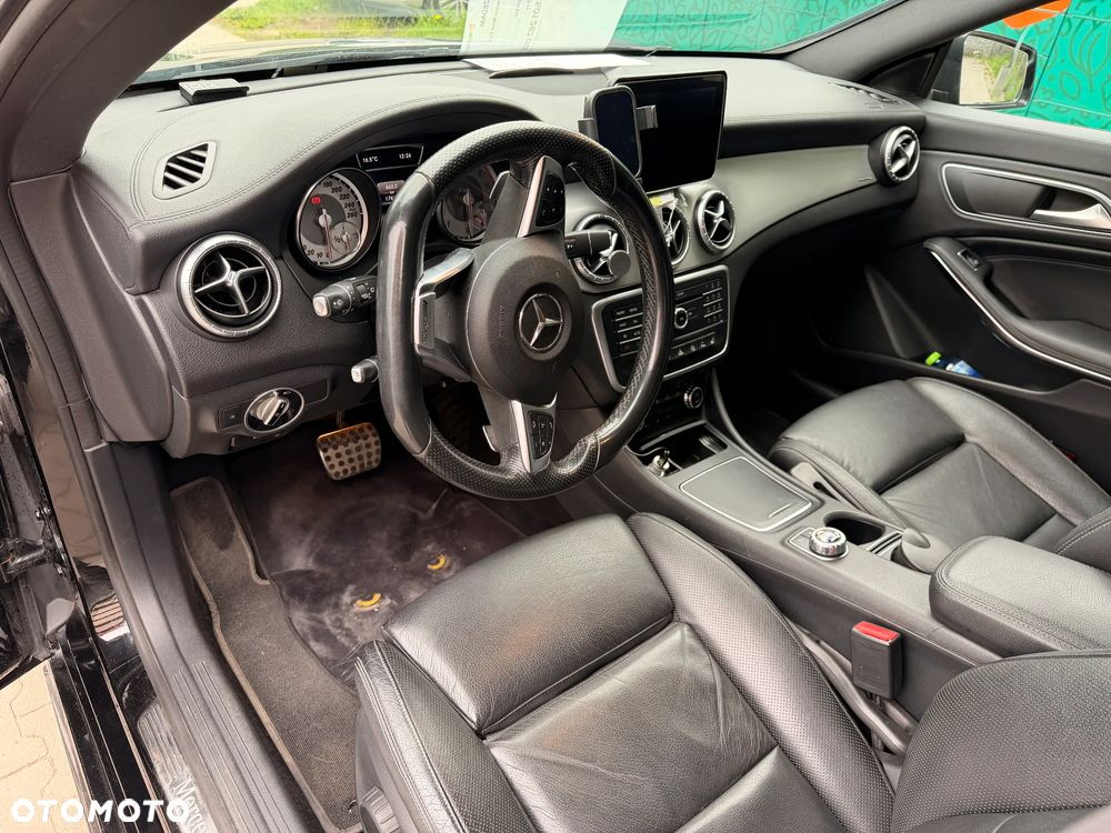 Mercedes-Benz CLA 220 (CDI) d 7G-DCT AMG Line - 18