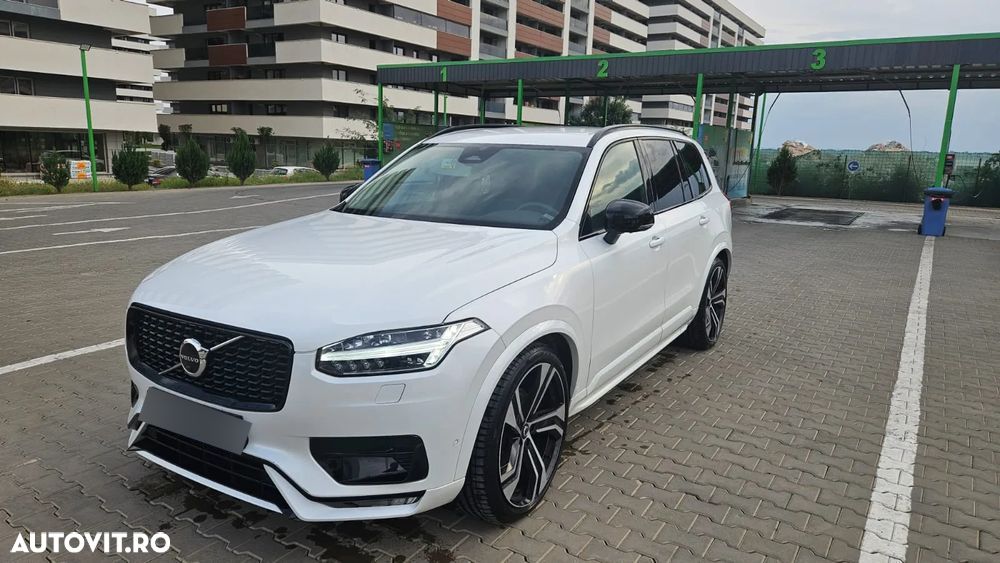 Volvo XC 90 B5 D AWD Plus Dark - 1