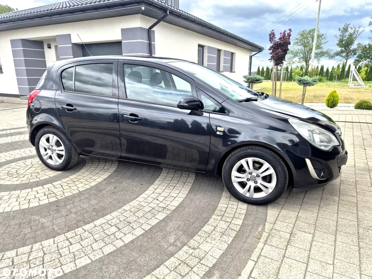 Opel Corsa 1.4 16V 150 Jahre - 4