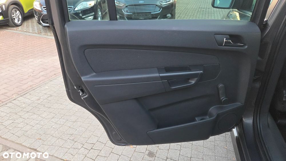 Opel Zafira 1.8 Elegance - 25