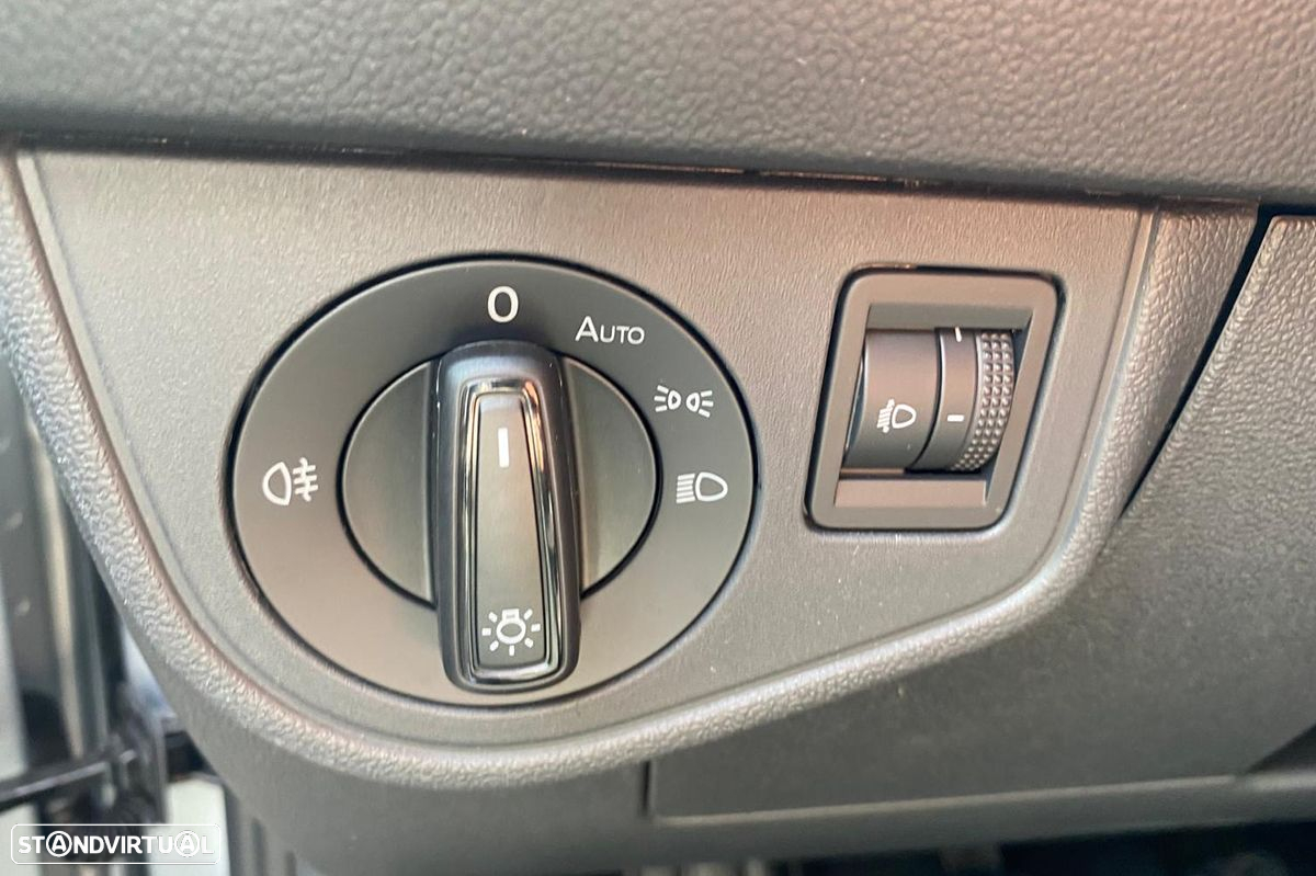 VW Taigo 1.0 TSI Urban - 10