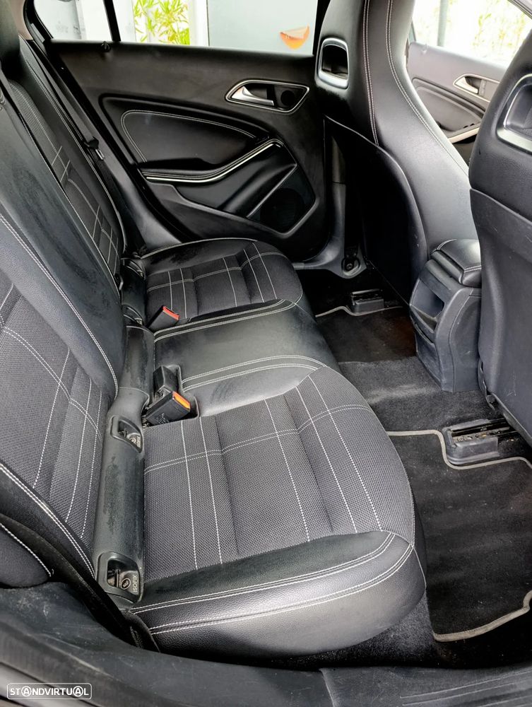 Mercedes-Benz A 180 d Urban Aut. - 16