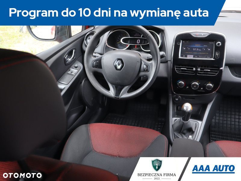 Renault Clio - 9