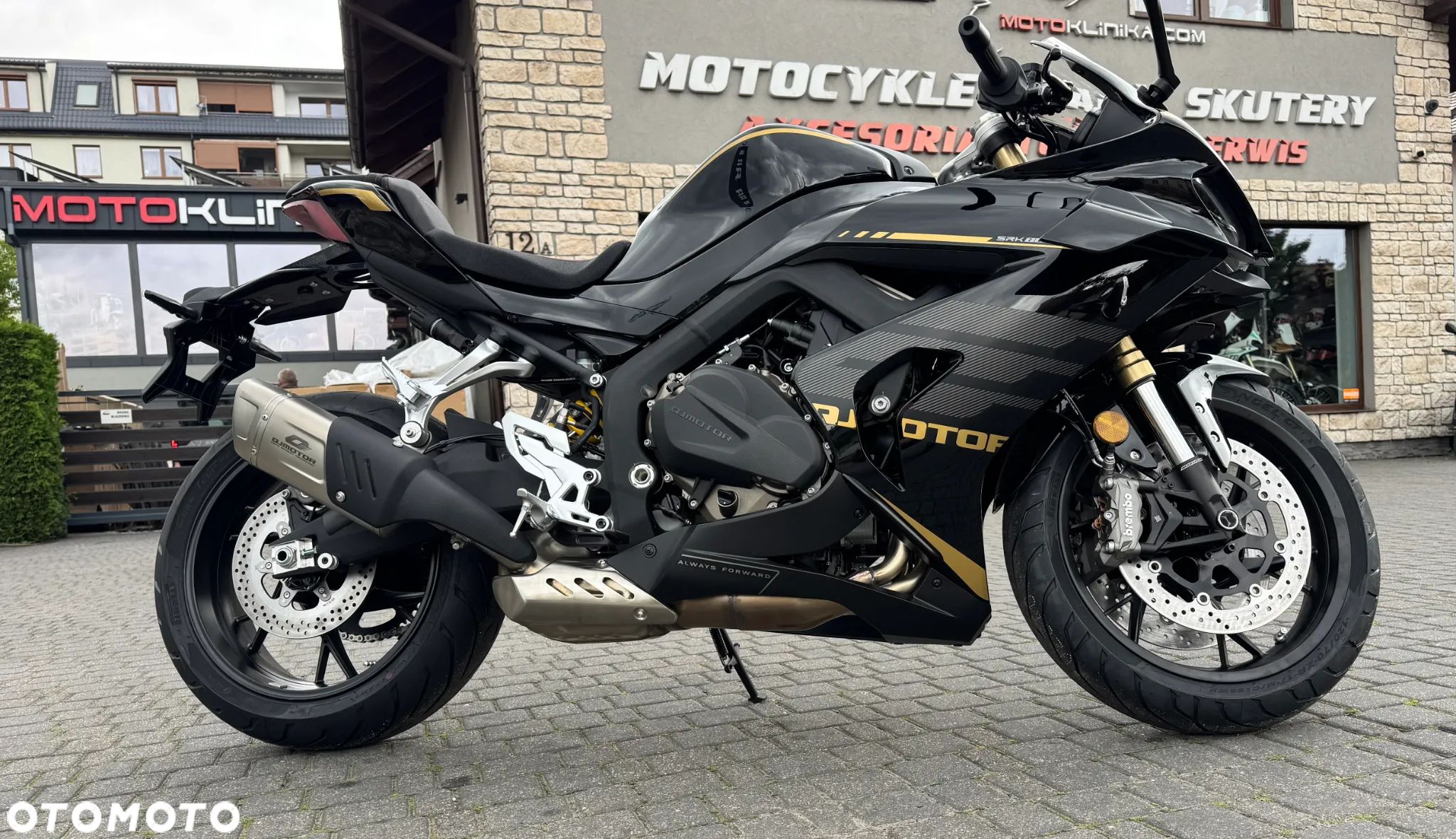 QJMOTOR SRK 800RR - 1
