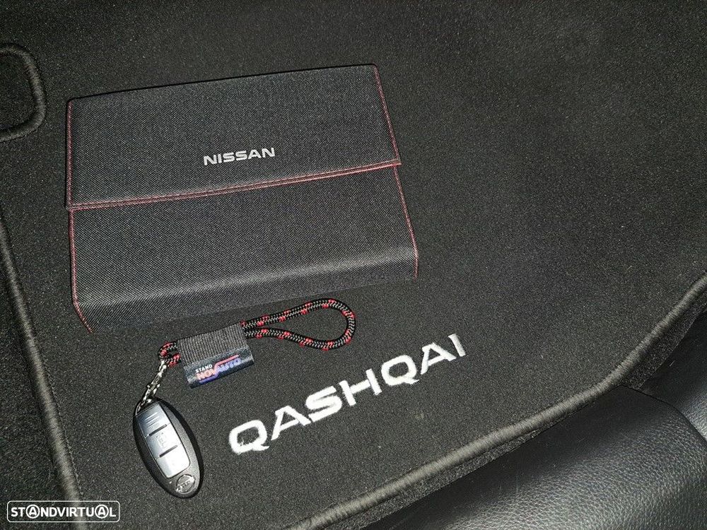 Nissan Qashqai 1.3 DIG-T N-Connecta J18 - 21