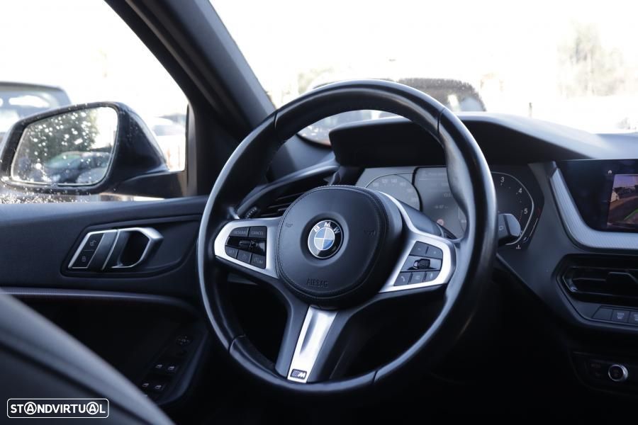 BMW 118 d Pack Color Vision - 13