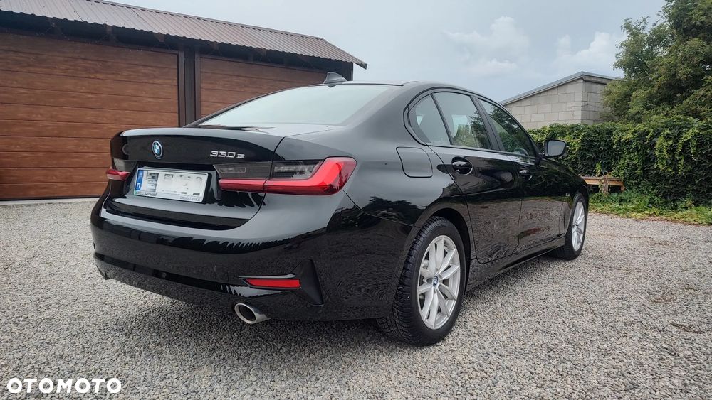BMW Seria 3 330e Advantage - 10