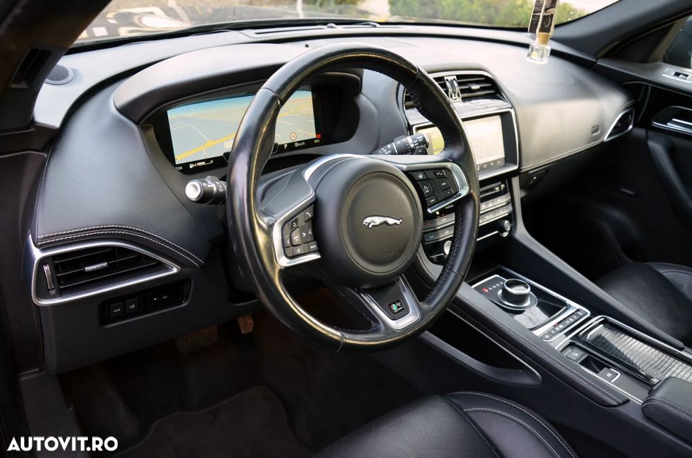 Jaguar F-Pace 20d AWD Aut. R-Sport - 18