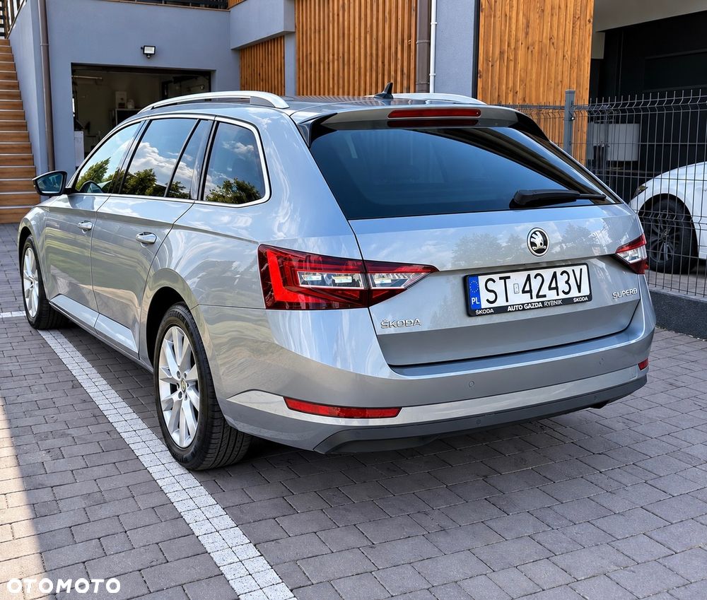 Skoda Superb 2.0 TDI Ambition - 5