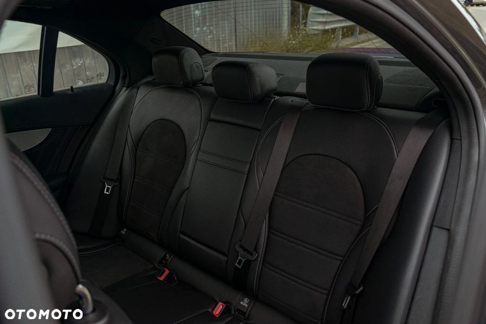 Mercedes-Benz Klasa C AMG 63 AMG Speedshift MCT 9G - 26