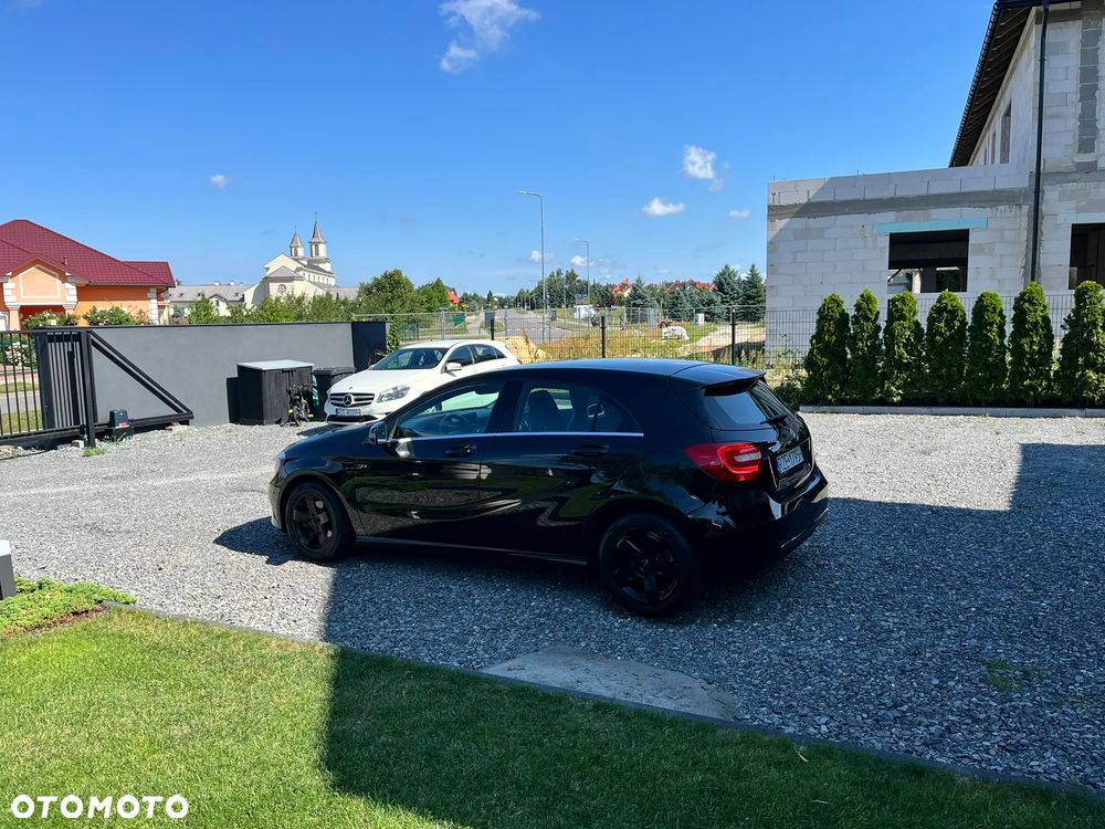 Mercedes-Benz Klasa A 180 BlueEfficiency Edition - 4