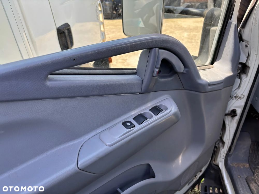 Mitsubishi CANTER FUSO - 14