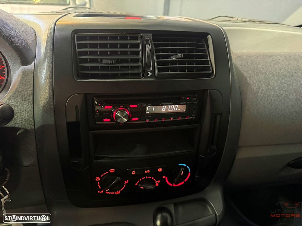 Peugeot Expert 2.0 HDi L1 - 21