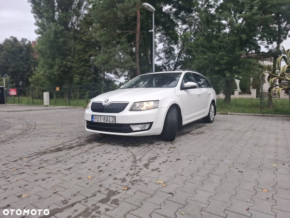 Skoda Octavia 2.0 TDI Ambition DSG - 2