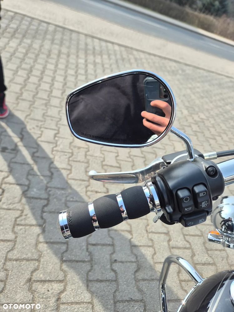 Harley-Davidson Softail Deluxe - 22