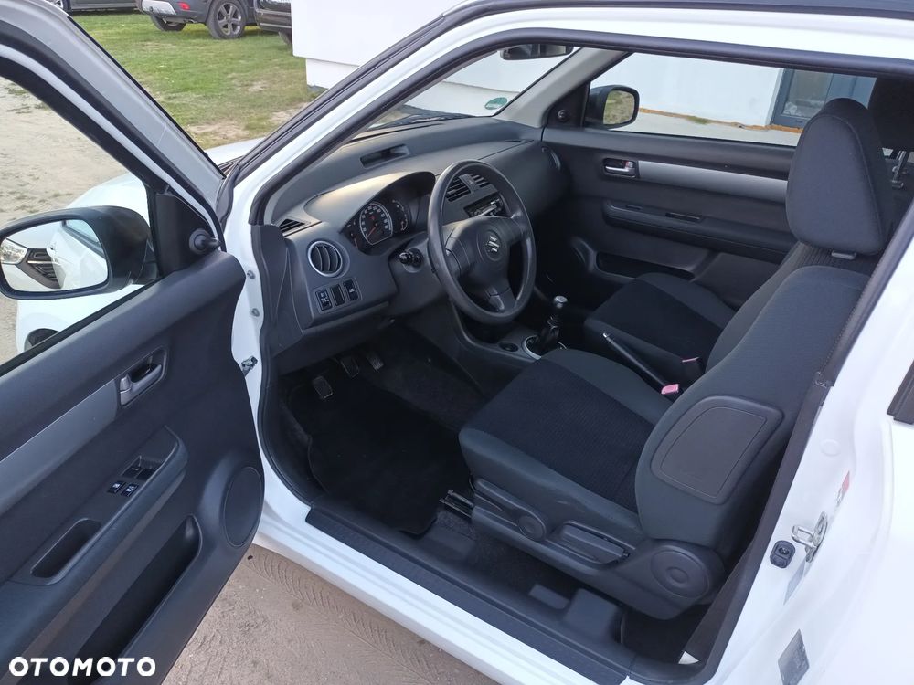 Suzuki Swift 1.3 Comfort+ - 5