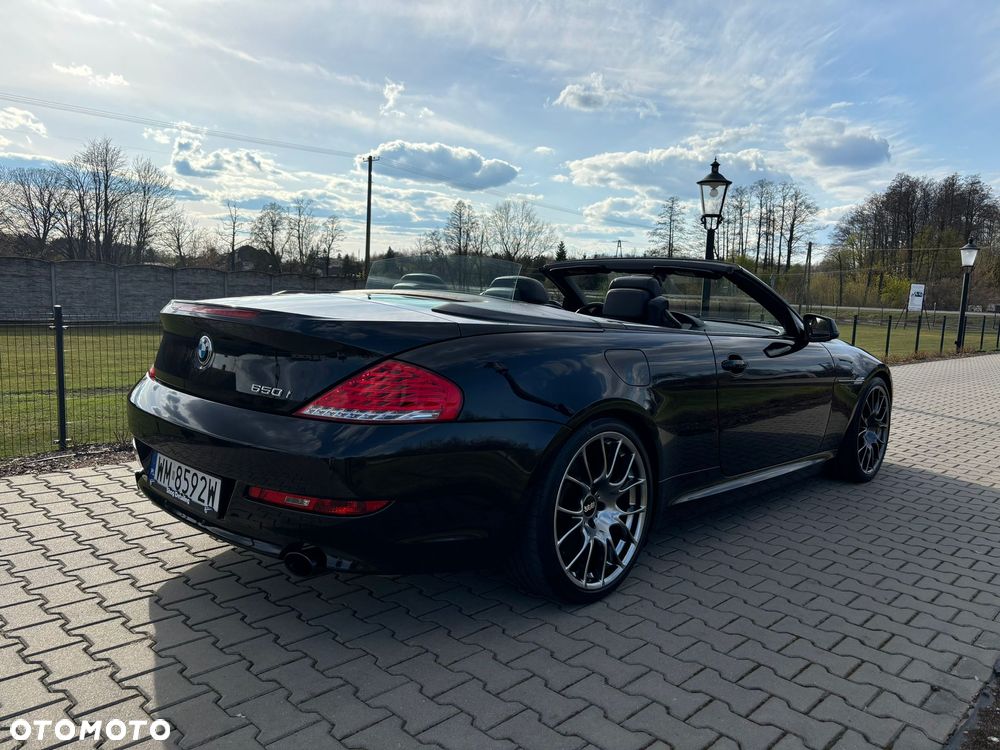 BMW Seria 6 650 i - 7