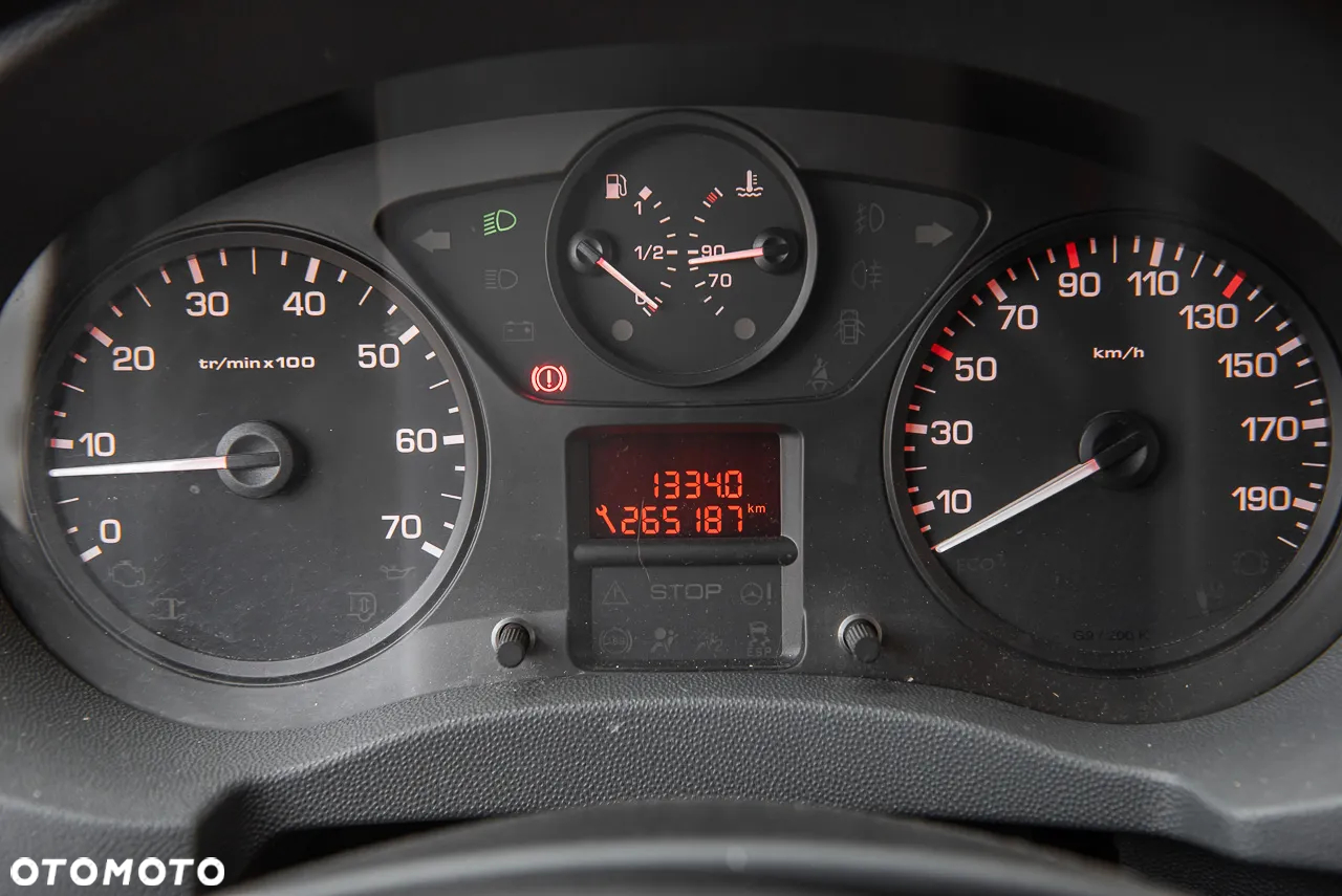 Peugeot Expert - 12
