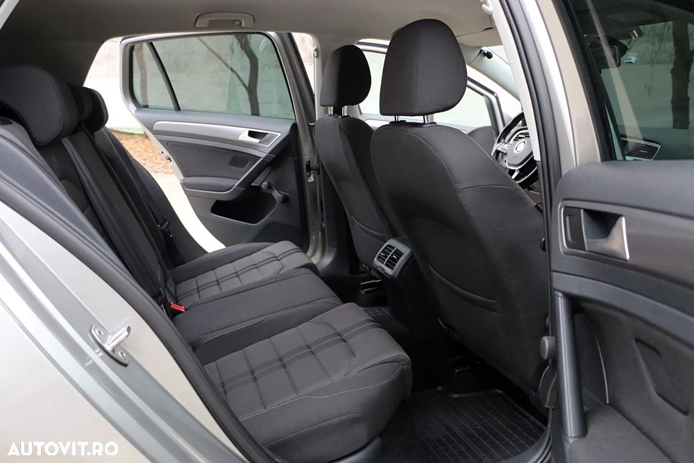 Volkswagen Golf 1.2 TSI Style - 16