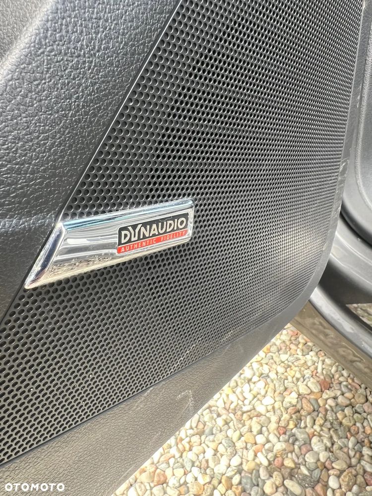 Volkswagen Tiguan - 8