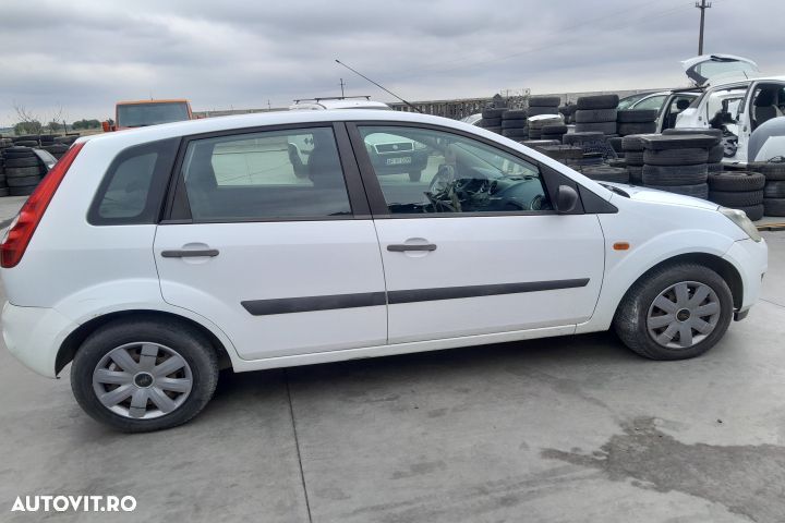 Punte spate Ford Fiesta 5 [2001 - 2007] Hatchback 5-usi 1.3 MT (60 hp - 10