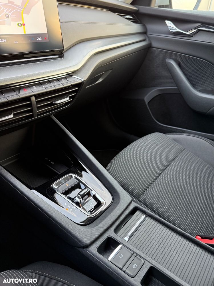 Skoda Octavia 2.0 TDI DSG Ambition - 16