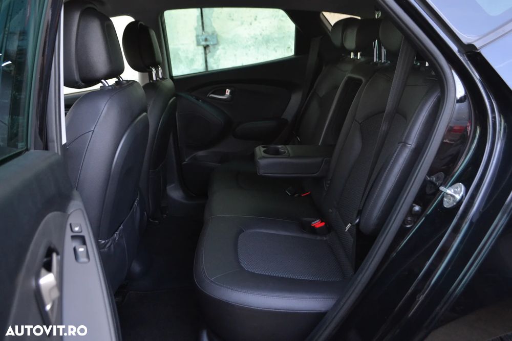 Hyundai ix35 2.0 CRDI 4WD Automatik Style - 9