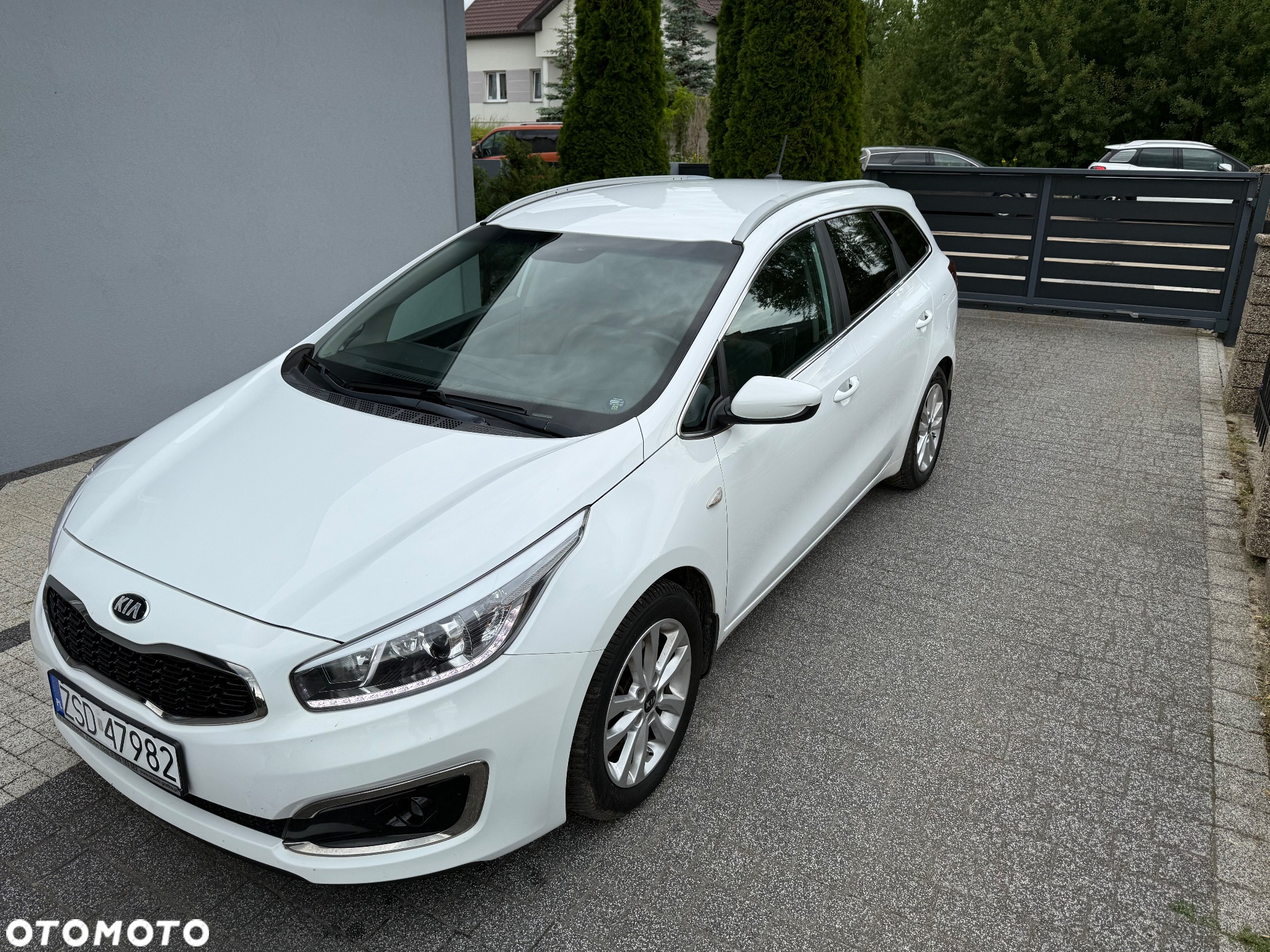 Kia Ceed 1.6 CRDi 136 ISG SW Spirit - 5