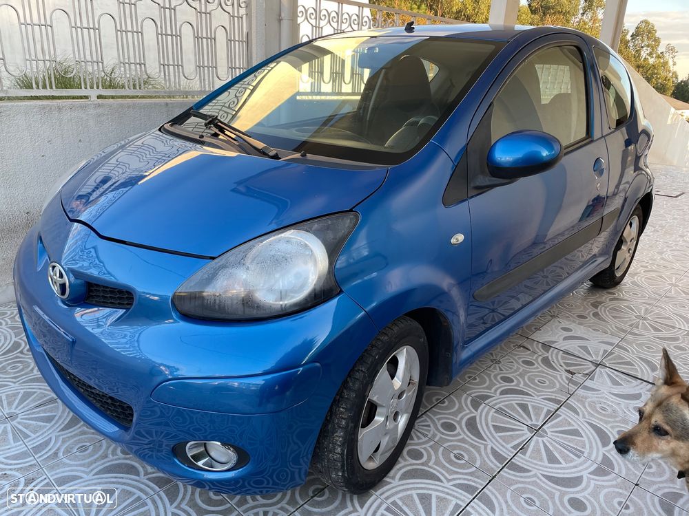Toyota Aygo Blue - 1