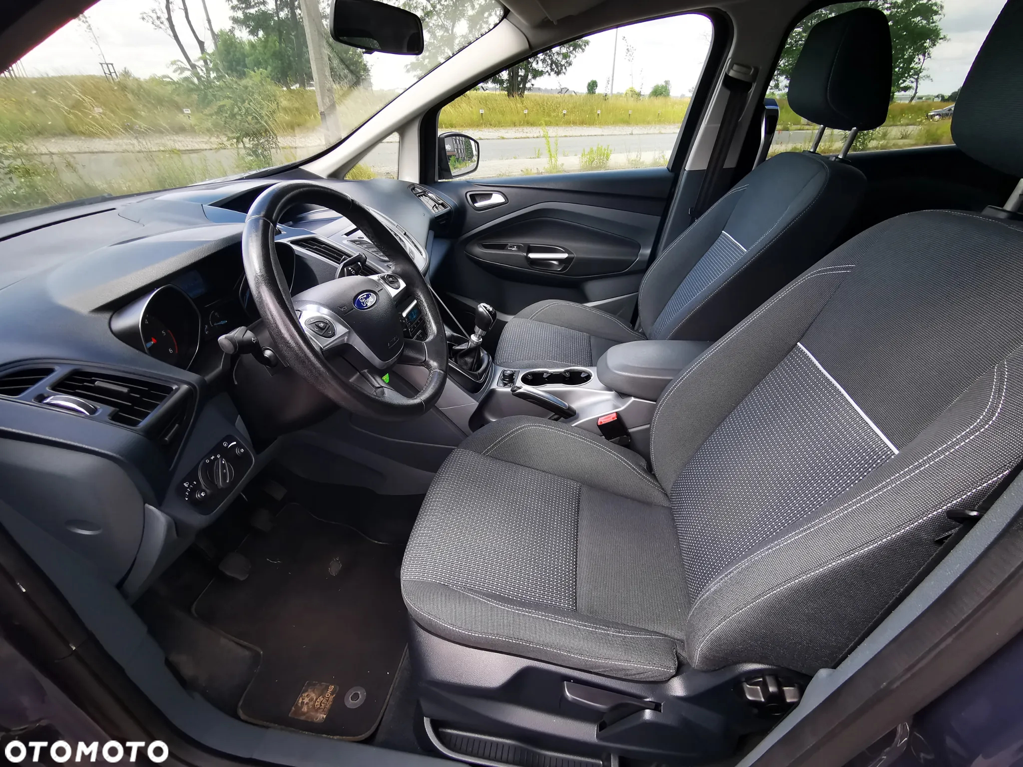 Ford Grand C-MAX 2.0 TDCi Champions Edition - 11