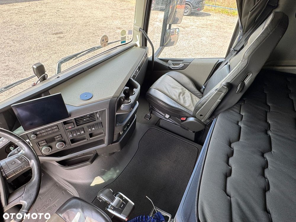 Volvo FH 500 / XXL / Automat / Full Spoiler / TV / I COOL Park / Skóry / Złoty Kontrakt / z Francji - 30