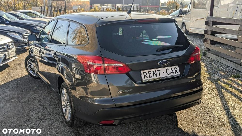 Ford Focus - 12