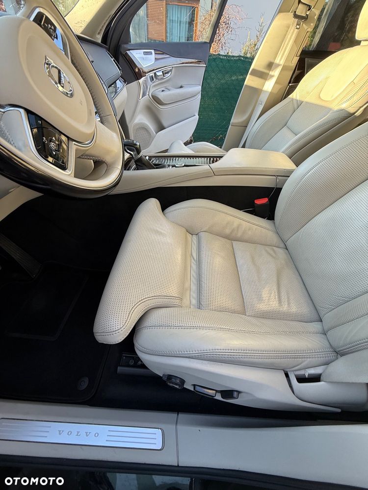Volvo XC 90 D5 AWD Inscription - 21