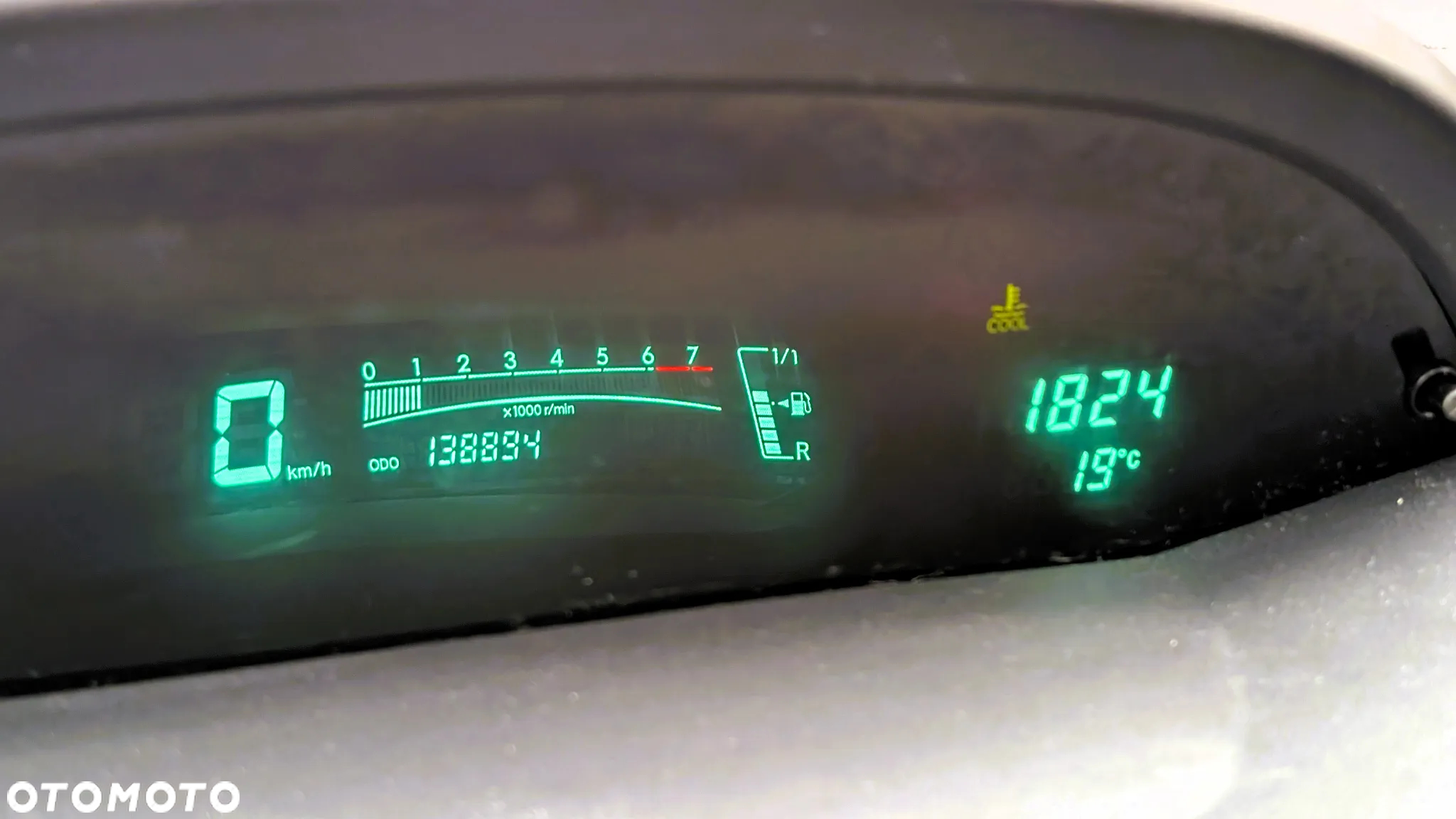Toyota Yaris - 12