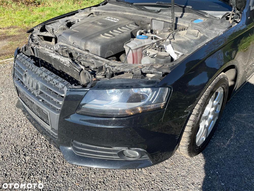 Audi A4 Avant 2.0 TDI DPF multitronic Attraction - 9