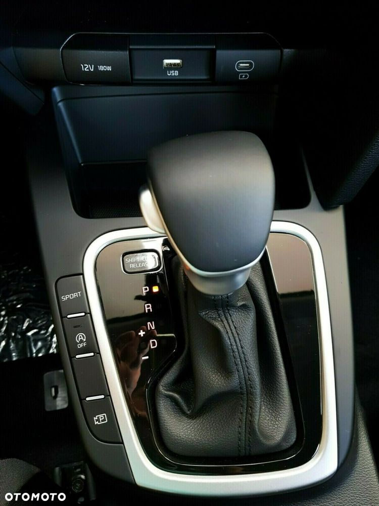 Kia XCeed 1.6 T-GDI M DCT - 22