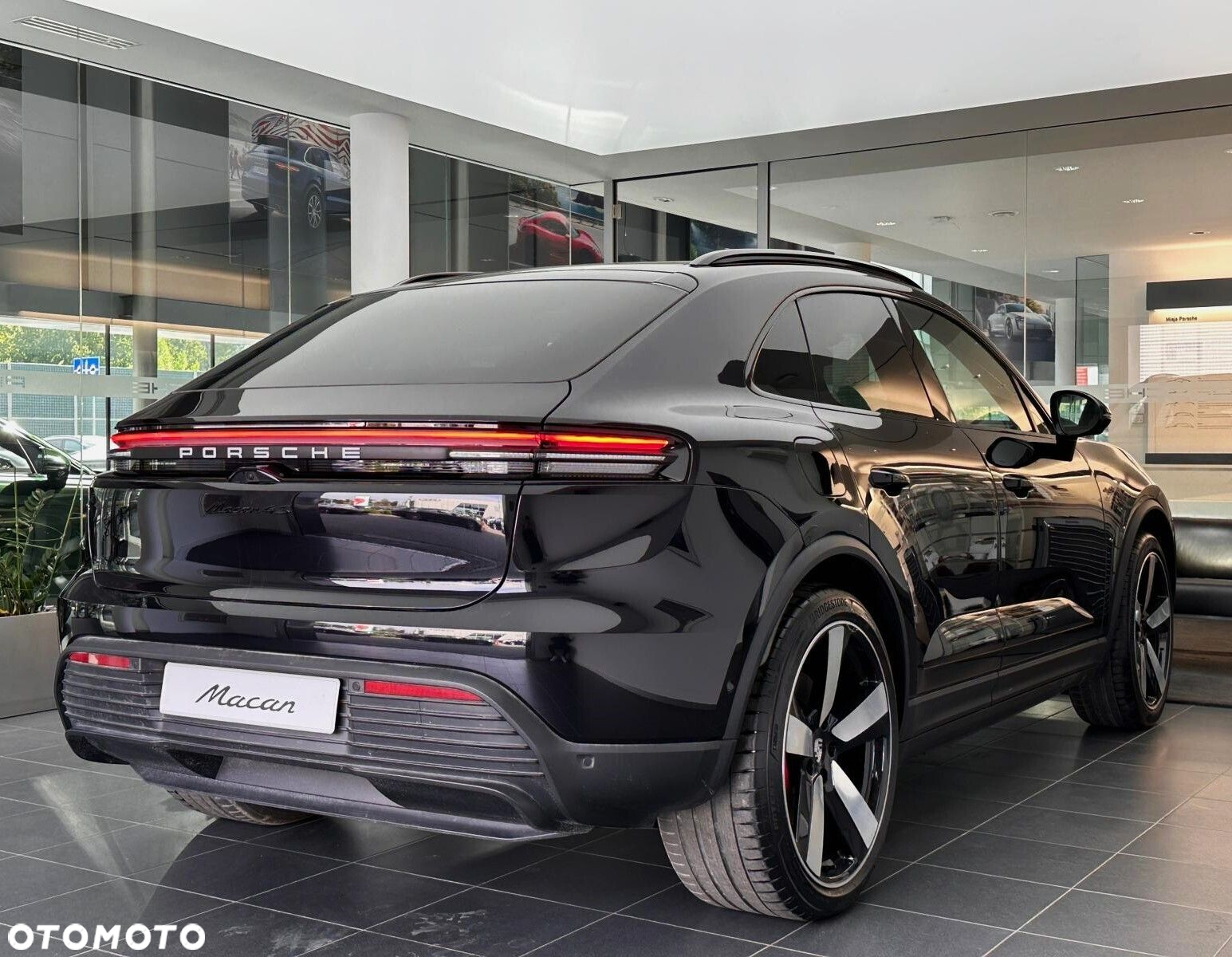 Porsche Macan - 8