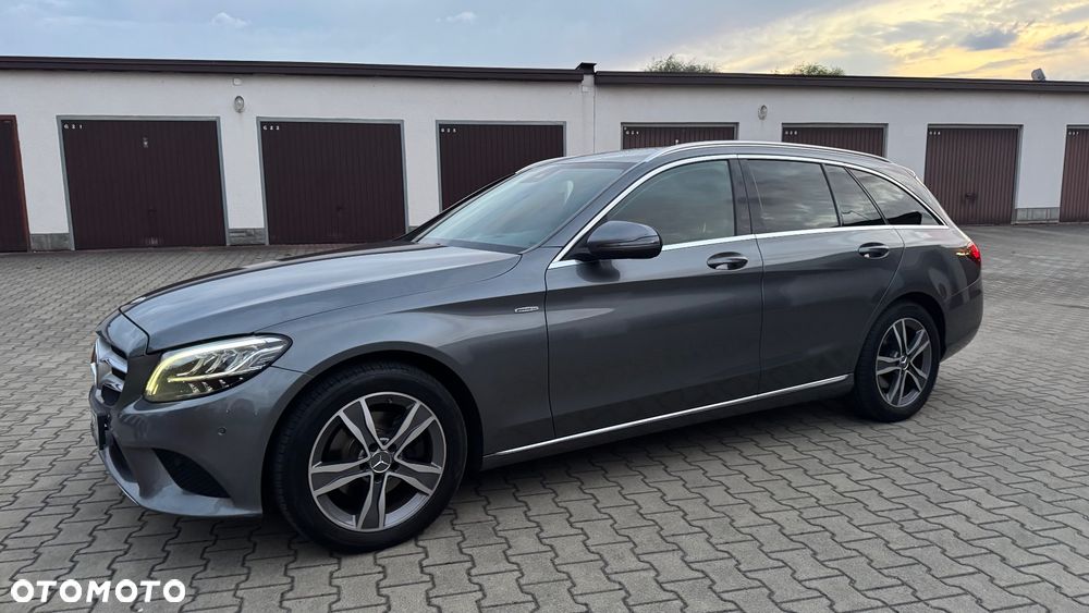 Mercedes-Benz Klasa C 200 d 9G-TRONIC Avantgarde - 6