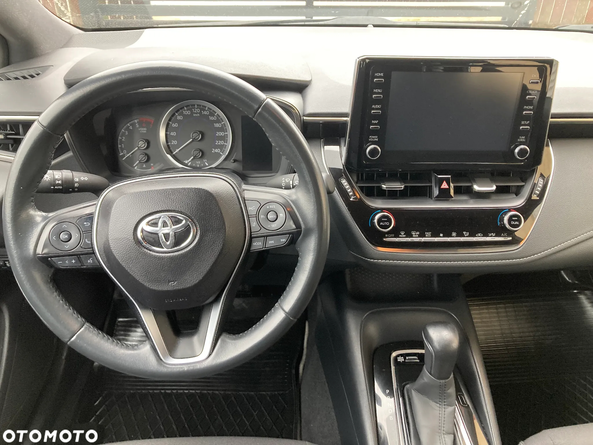 Toyota Corolla 1.8 Hybrid GPF Comfort - 9