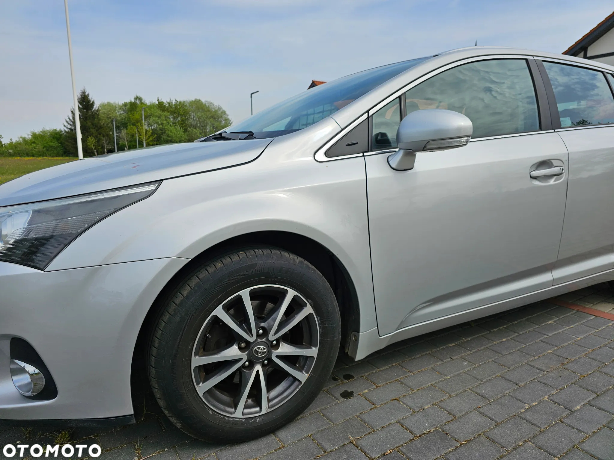 Toyota Avensis Combi 2.0 Executive - 7