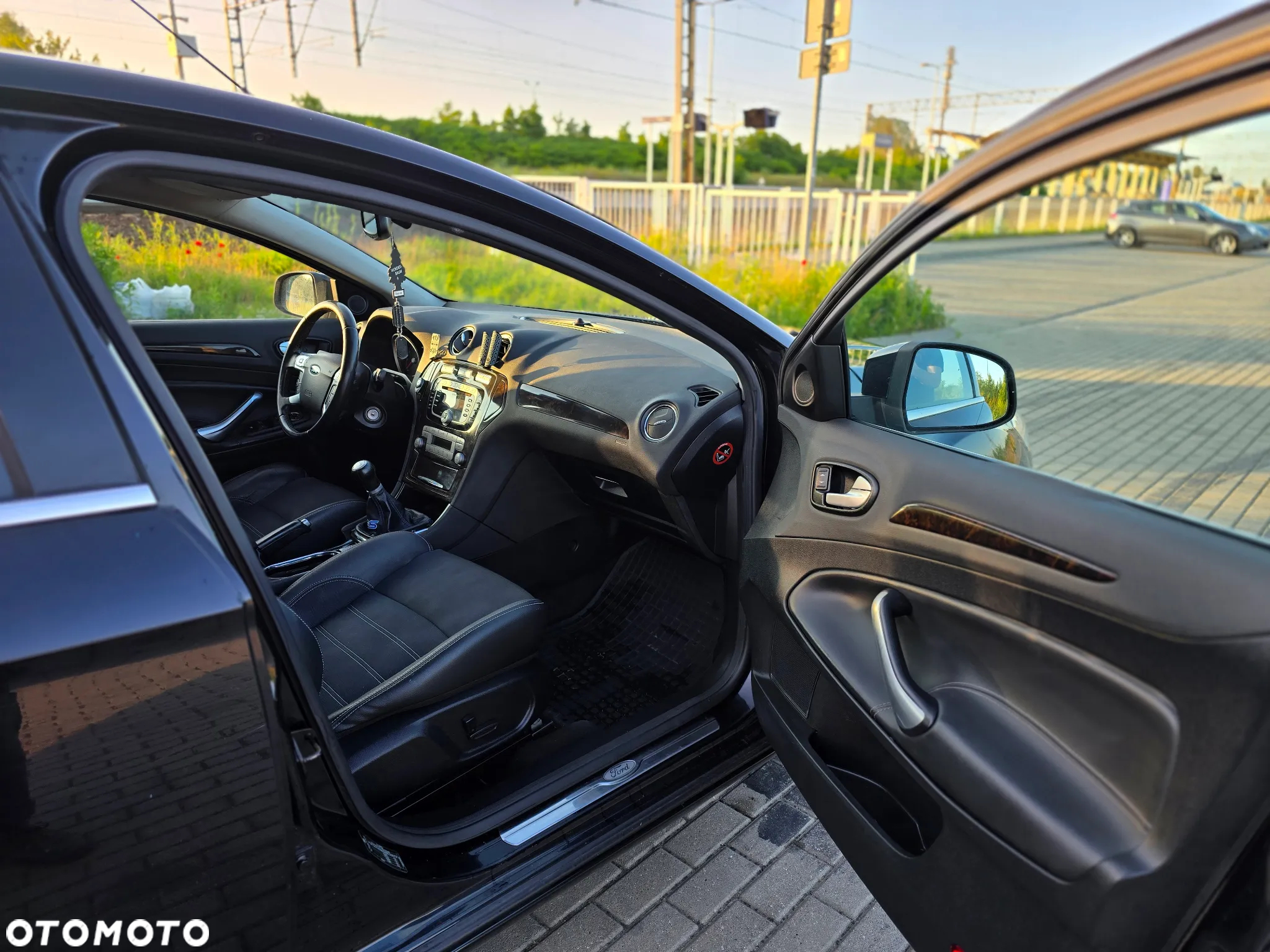 Ford Mondeo 2.0 Titanium - 12