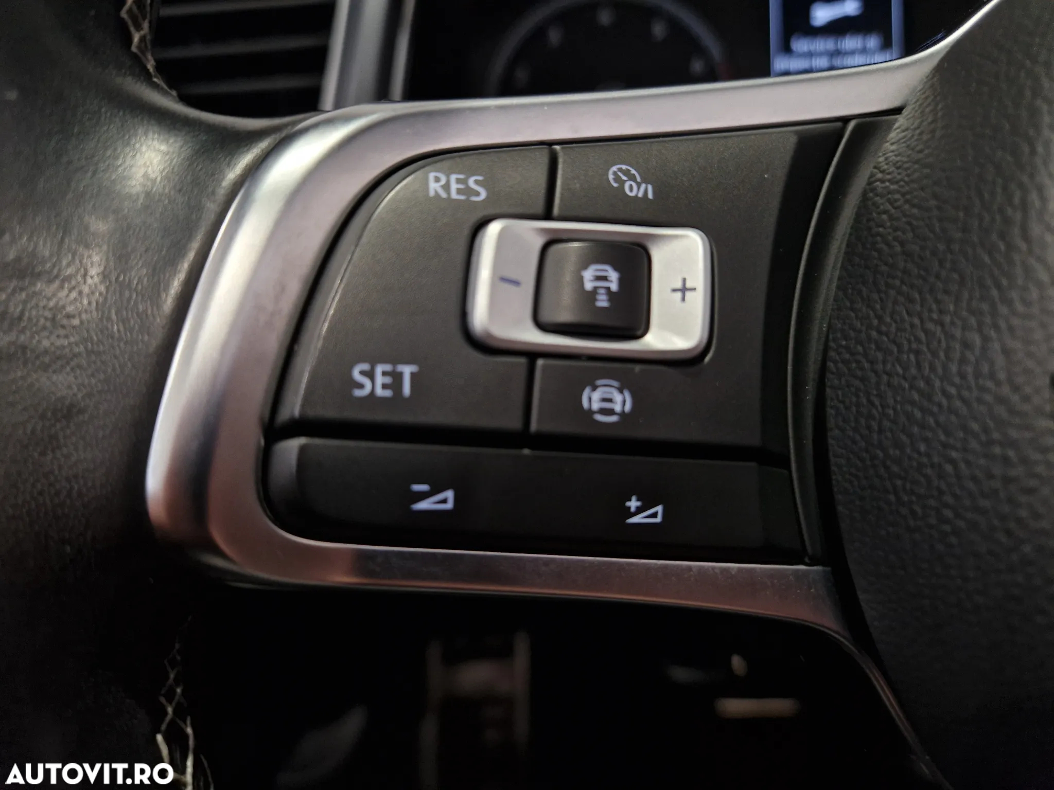 Volkswagen T-ROC Cabriolet 1.5 TSI OPF DSG R-Line - 17