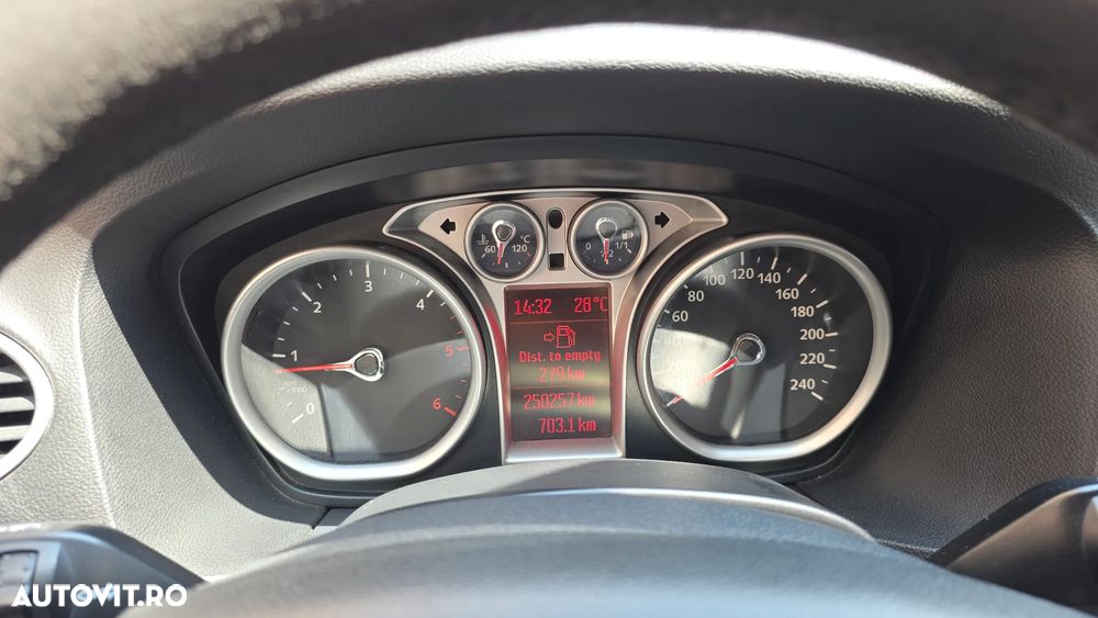 Ford Focus 1.6 TDCi Titanium - 7