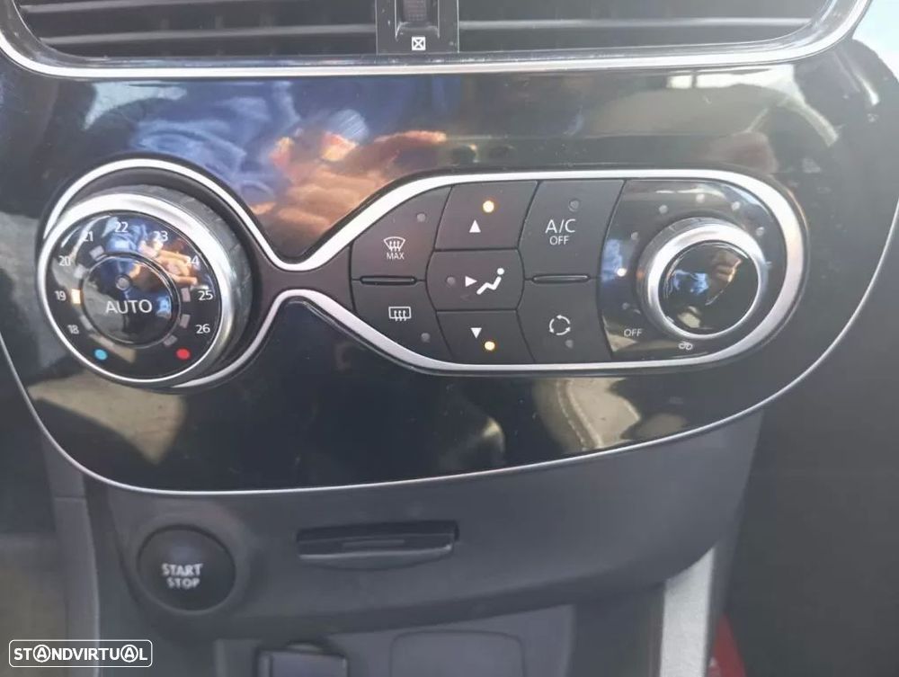 Renault Clio Sport Tourer 1.5 dCi Limited - 19