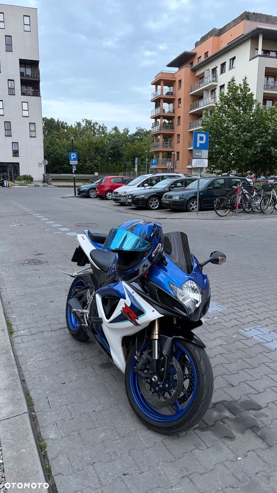 Suzuki GSX-R - 2