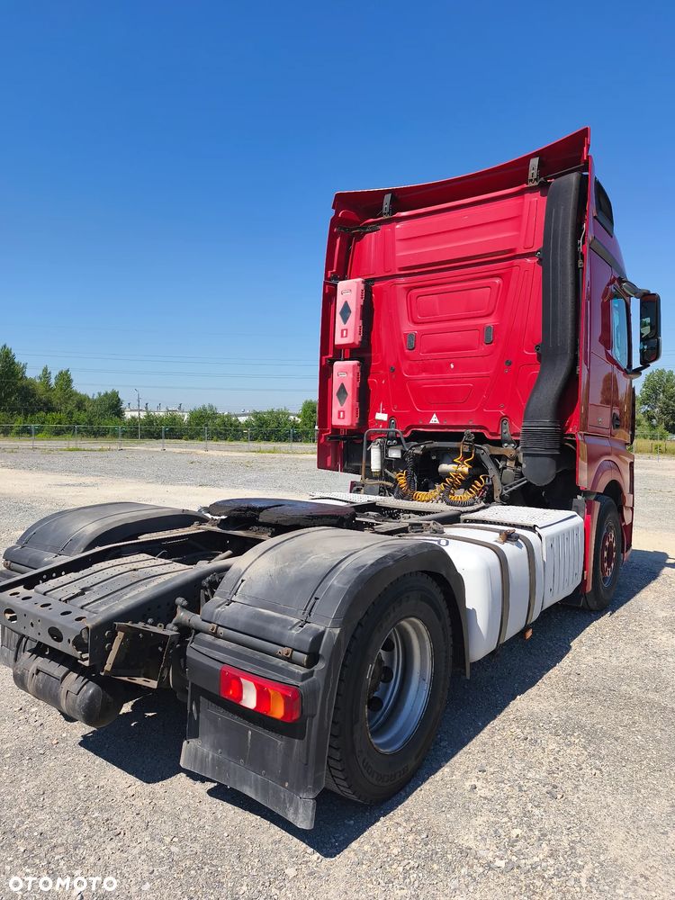 Mercedes-Benz ACTROS - 4